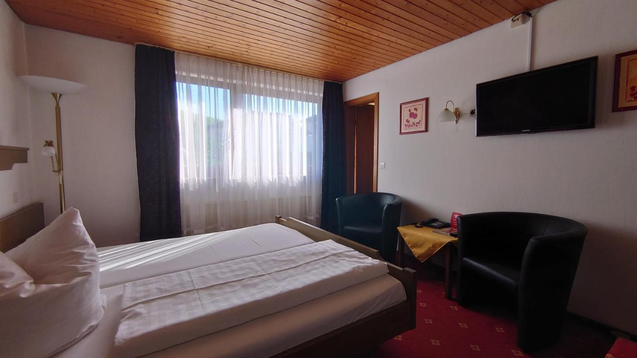 Hotel Landgasthof Fromm Untergruppenbach Экстерьер фото