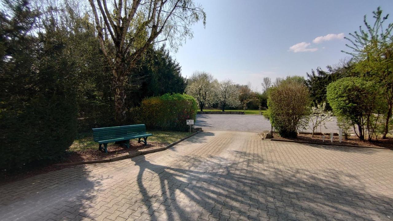Hotel Landgasthof Fromm Untergruppenbach Экстерьер фото