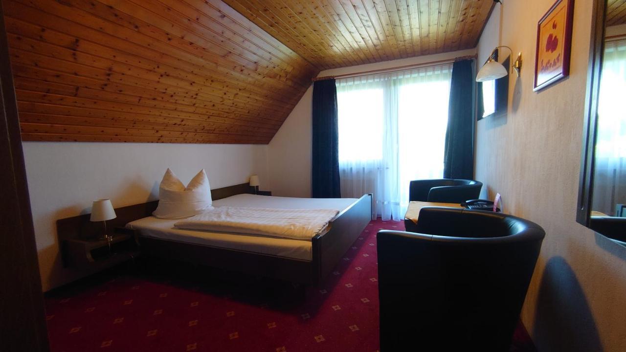 Hotel Landgasthof Fromm Untergruppenbach Экстерьер фото