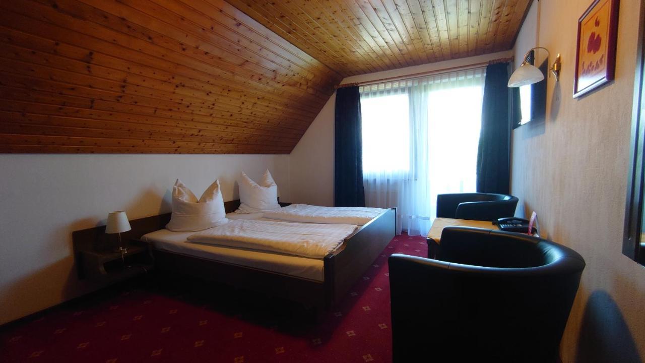 Hotel Landgasthof Fromm Untergruppenbach Экстерьер фото